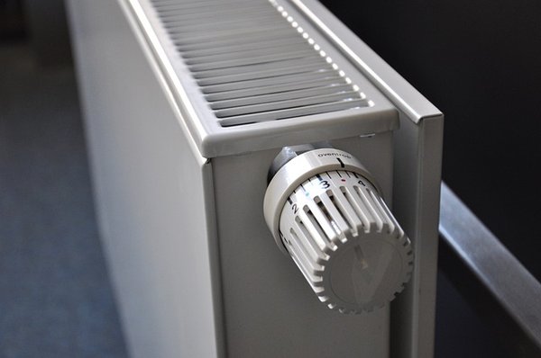 Radiateur : optez pour le mode éco ou confort selon vos besoins.